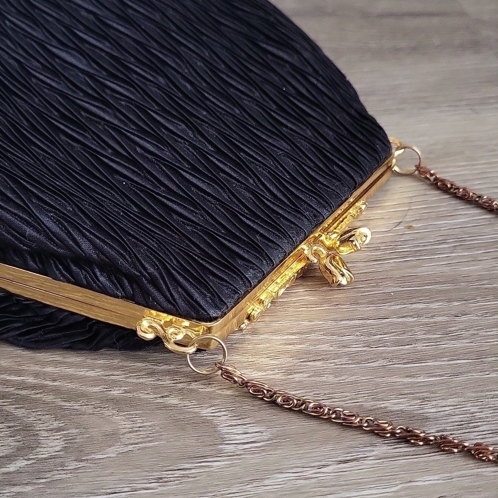 Goldco Vintage Black Pleated Evening Bag - Picture 11 of 11